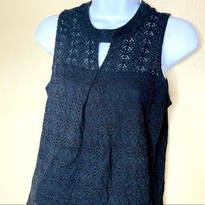 Monteau Black Lace Keyhole Sleeveless Top | M